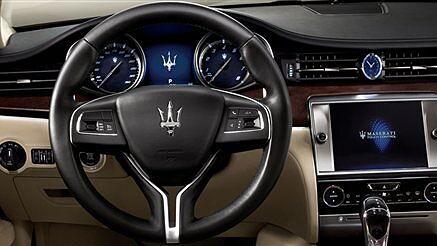 Maserati Quattroporte [2011-2015] Interior