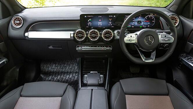 Mercedes-Benz EQB Dashboard
