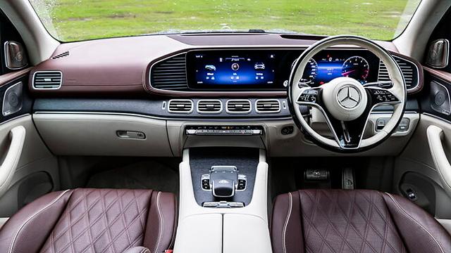 Mercedes-Benz Maybach GLS Dashboard