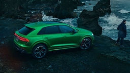 Audi RS Q8 Right Rear Three Quarter