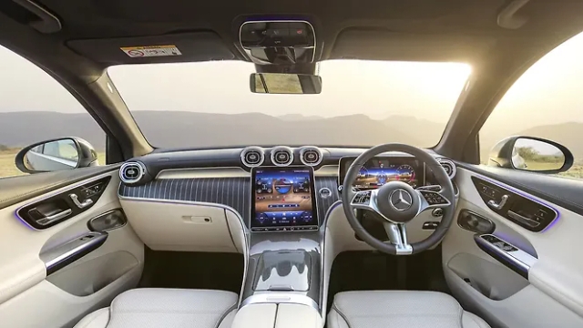 Mercedes-Benz GLC Dashboard
