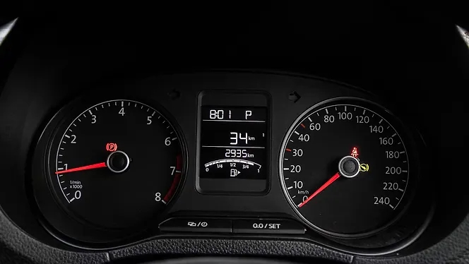 Volkswagen Polo Instrument Cluster