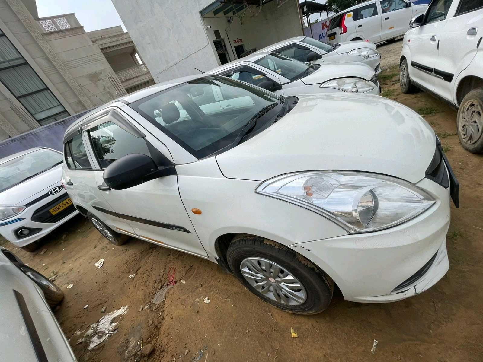 MARUTI SUZUKI DEZIRE LXI CNG