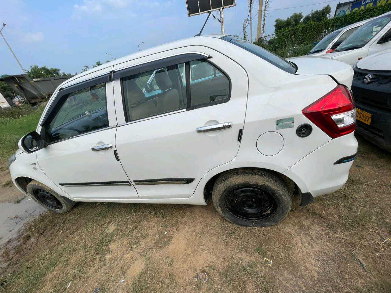 EXTERIOR image for MARUTI SUZUKI DEZIRE LXI CNG
