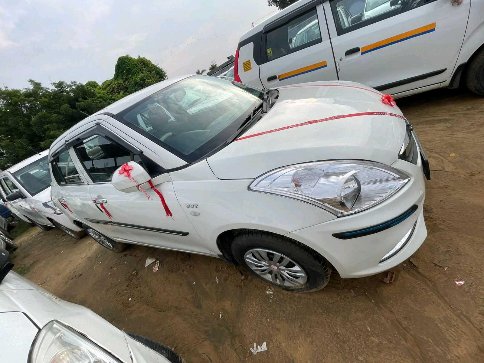 MARUTI SUZUKI DZIRE LXI CNG