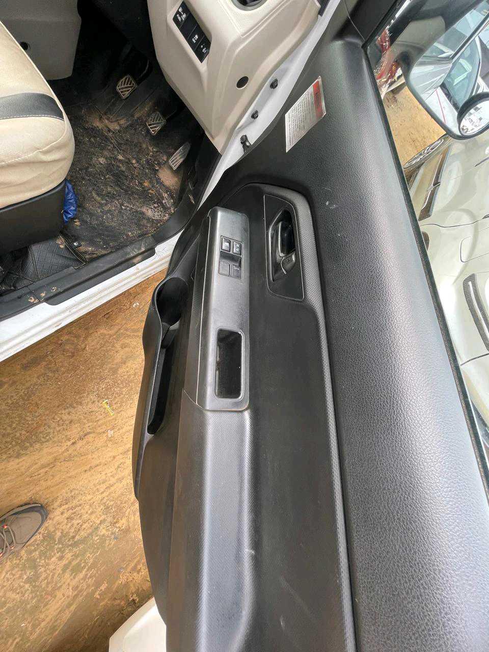 INTERIOR image for MARUTI SUZUKI DZIRE LXI CNG