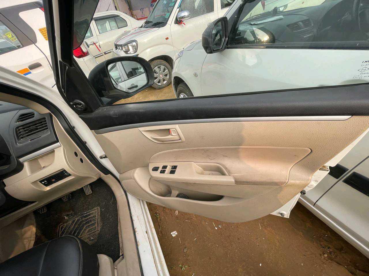 INTERIOR image for MARUTI SUZUKI DZIRE LXI CNG