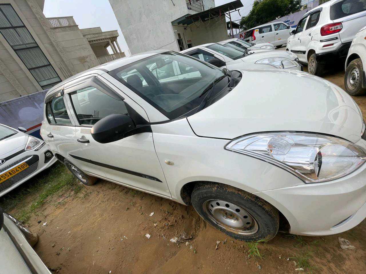 EXTERIOR image for MARUTI SUZUKI DZIRE LXI CNG