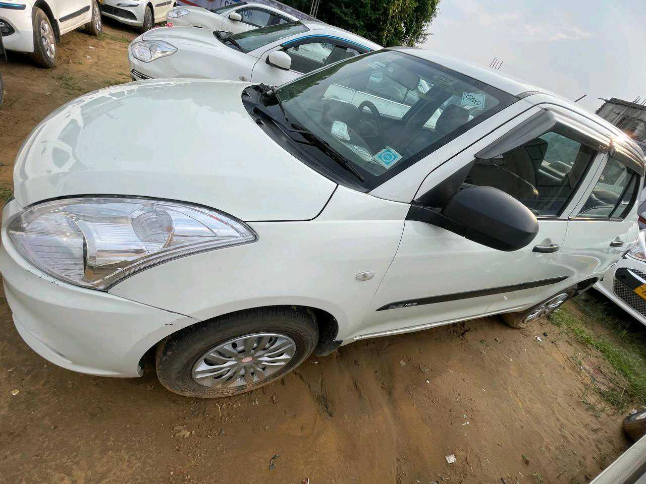 MARUTI SUZUKI DZIRE LXI CNG