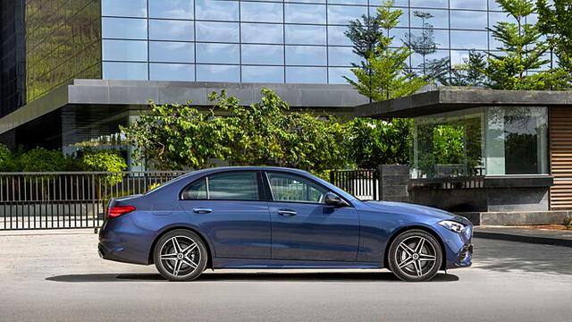 Mercedes-Benz C-Class Right Side View