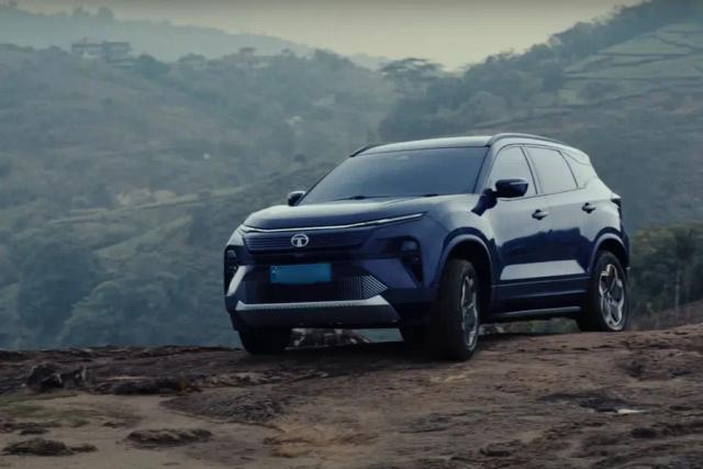 Harrier EV