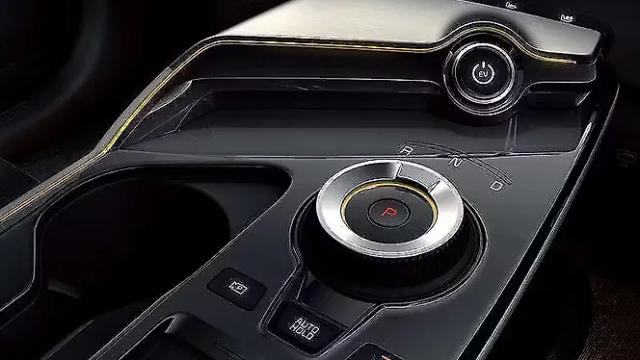 EV6