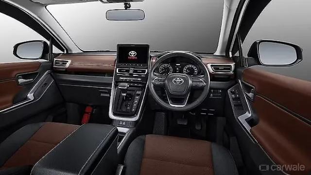 Innova Hycross