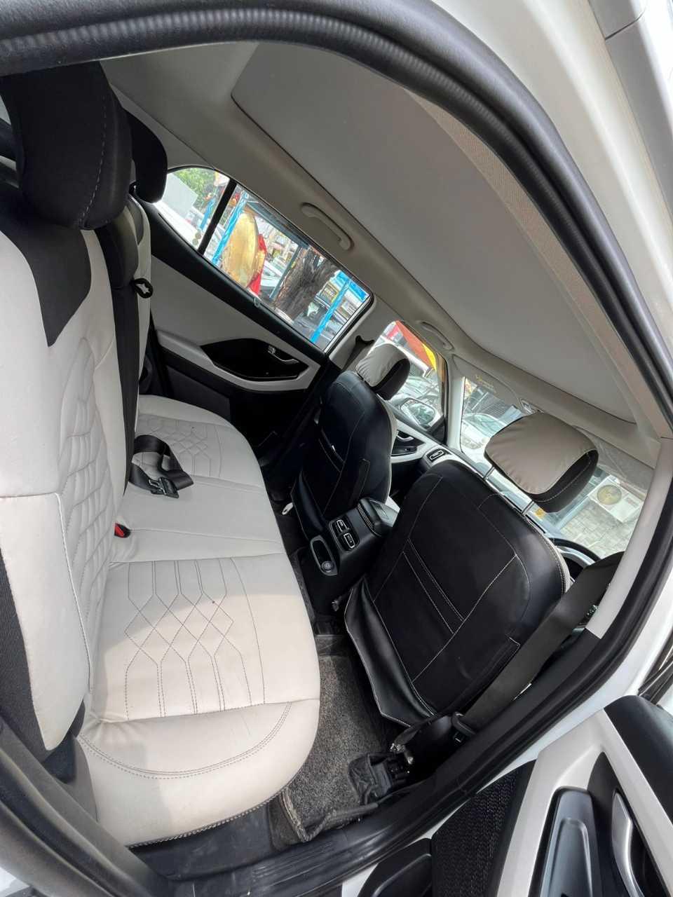 INTERIOR image for CRETA 1.5 CRDI AT SX