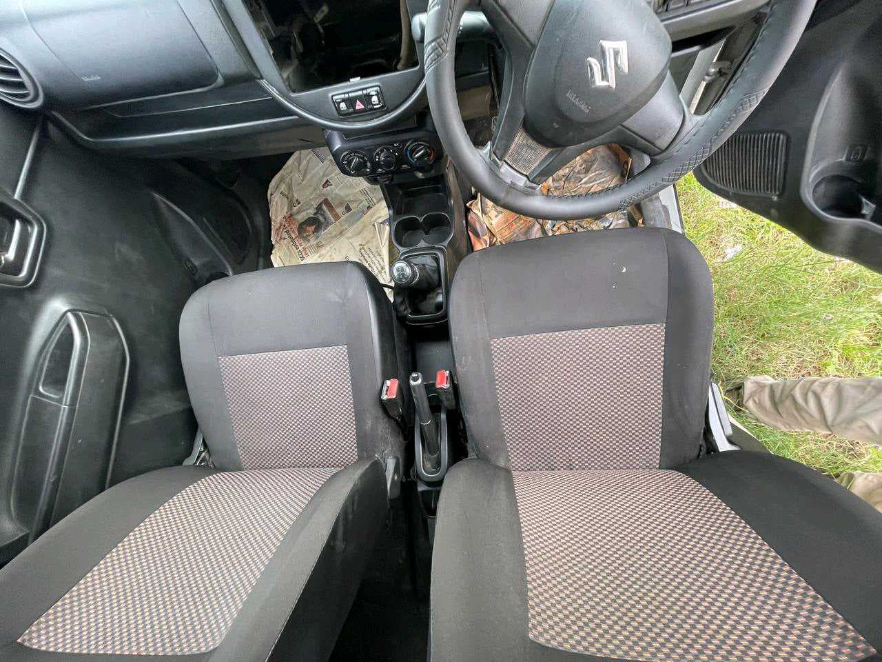 INTERIOR image for MARUTI SUZUKI S-PRESSO LXI CNG | Hooter