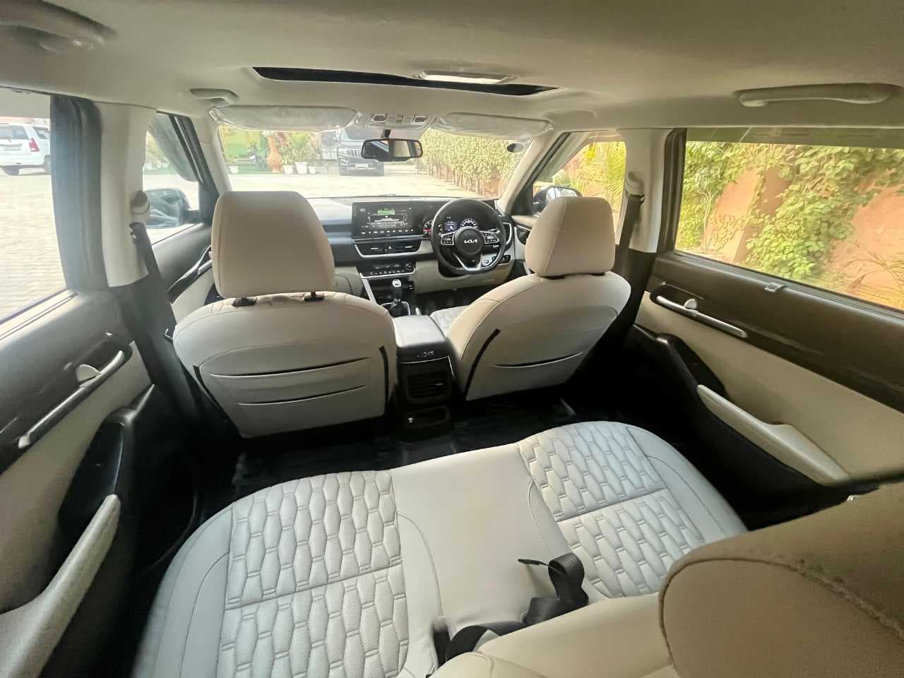 INTERIOR image for Kia SELTOS G1.5 6MT HTX | Hooter