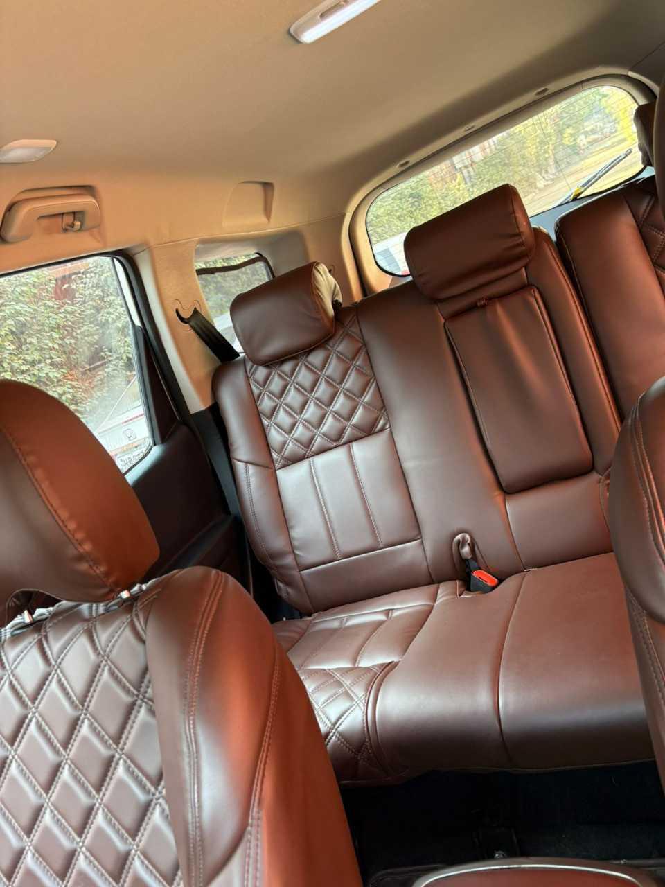 INTERIOR image for MAHINDRA XUV500 FWD W7