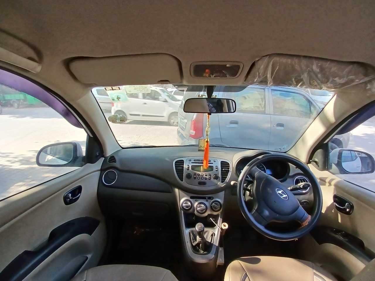 INTERIOR image for I 10 PETROL