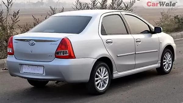 Toyota Etios [2010-2013] Rear View