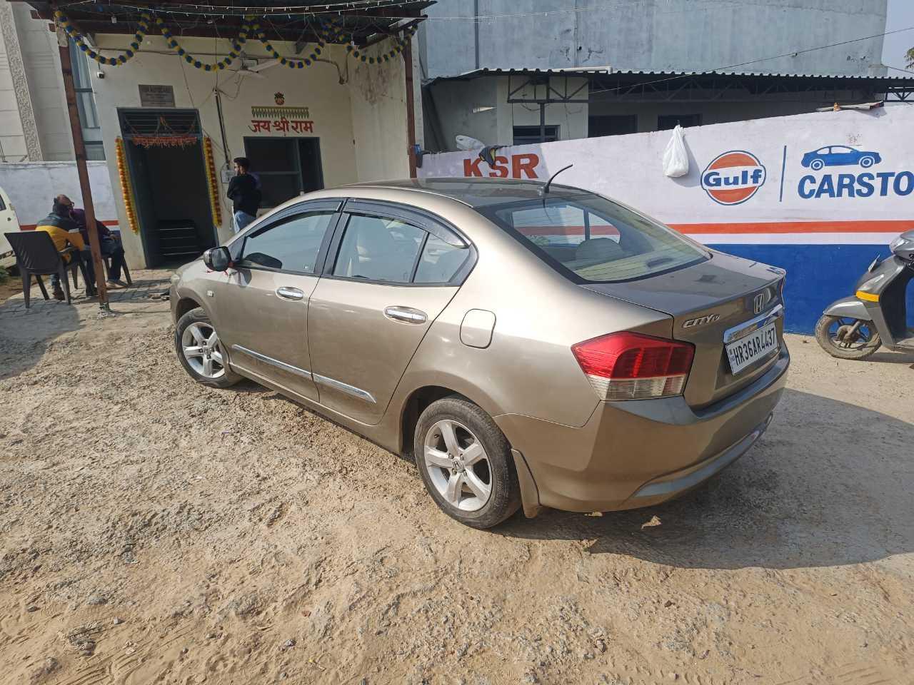 LOOK_AROUND image for Honda city