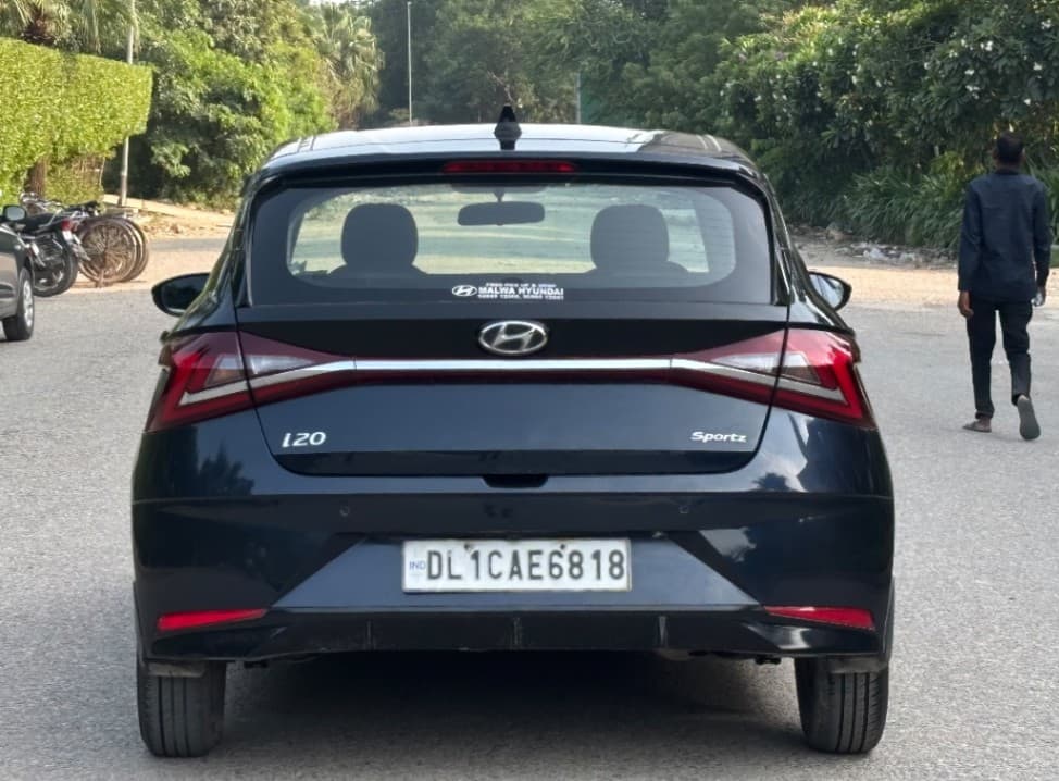 COLOR image for I20 SPORTZ 1.5 CRDI MT | Hooter