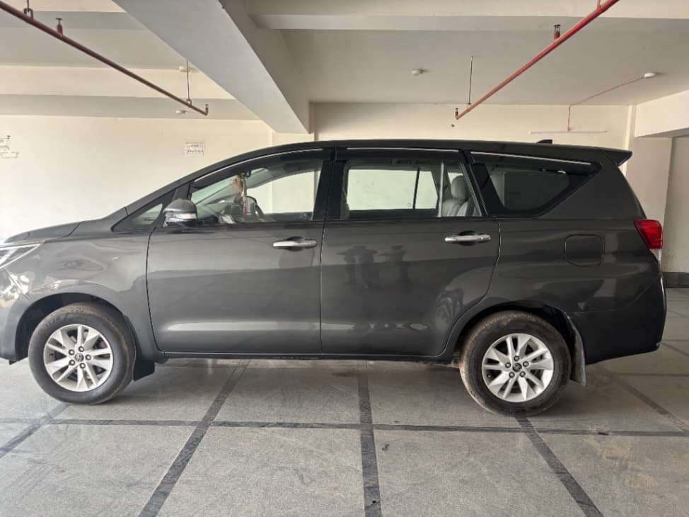 COLOR image for INNOVA | Hooter