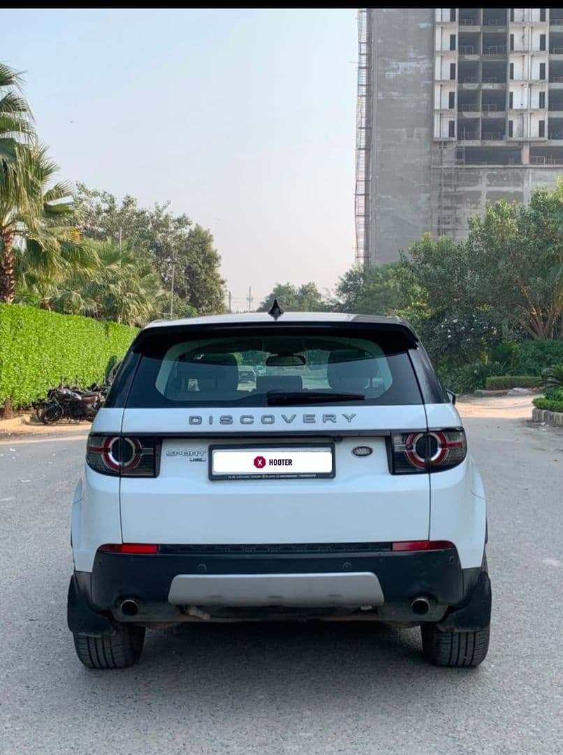 EXTERIOR image for Land Rover Discovery Sport | Hooter