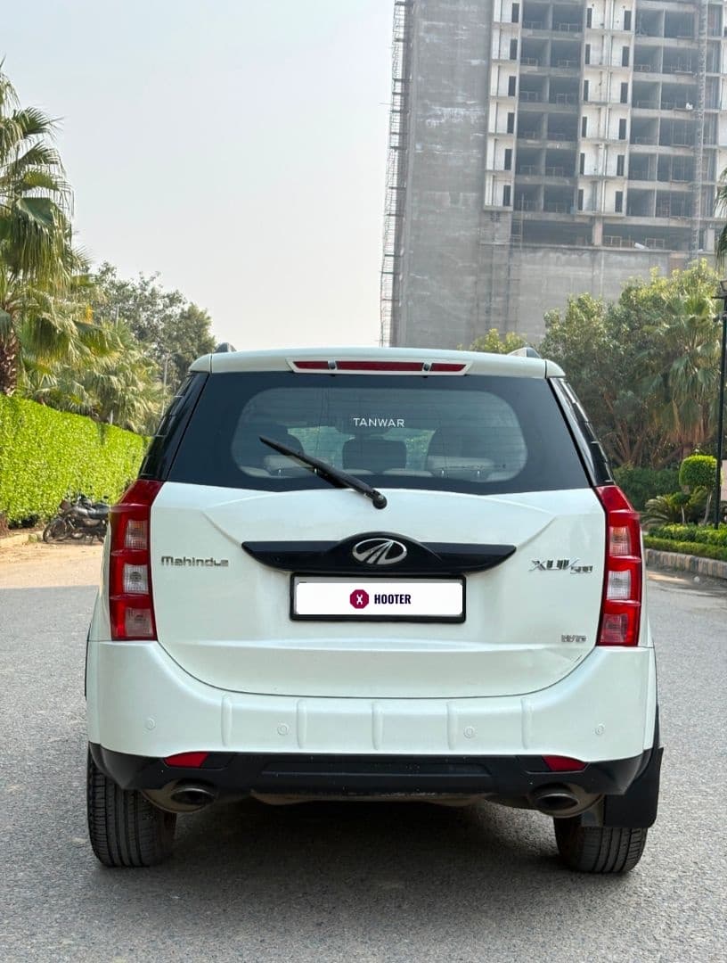 EXTERIOR image for XUV 500 R 1.99 FWD W6 | Hooter