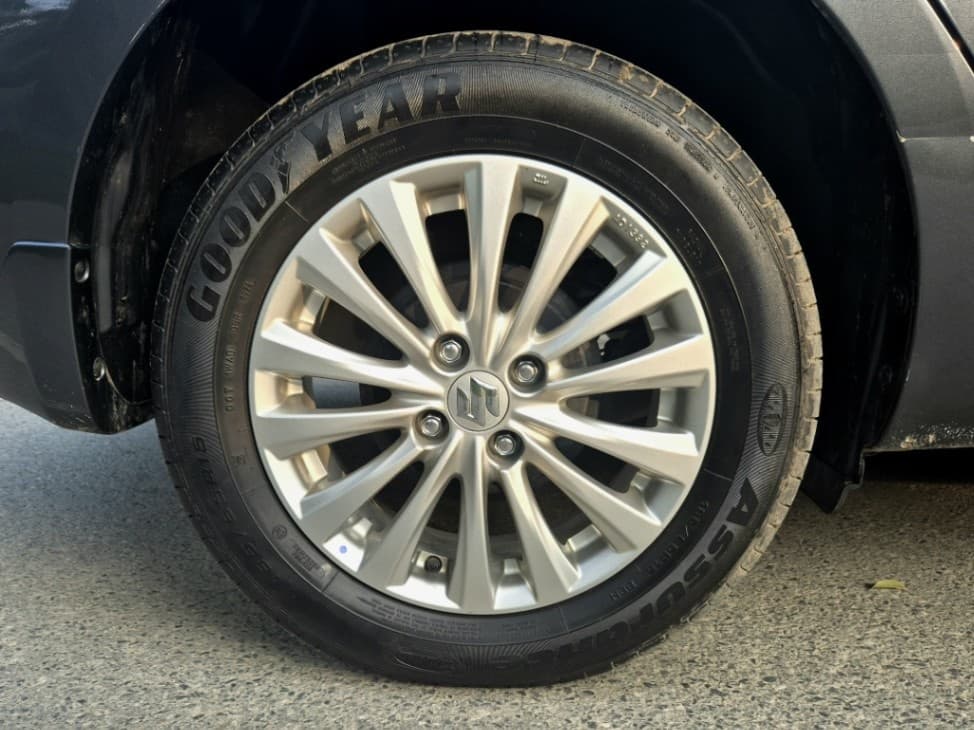 EXTERIOR image for CIAZ SMART HYBRID ZETA AT | Hooter