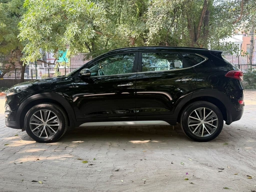 EXTERIOR image for TUCSON CRDI 4WD AUTO GLS | Hooter