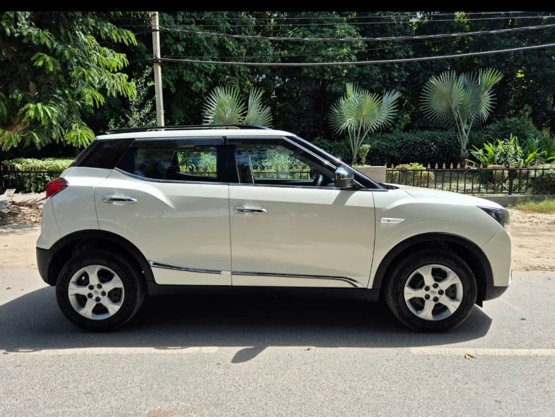 EXTERIOR image for XUV300 [2019-2024] | Hooter