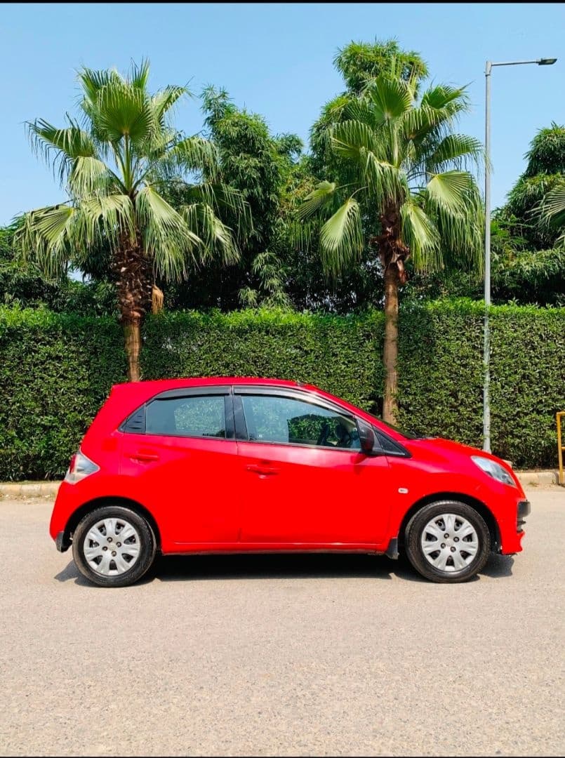 EXTERIOR image for Brio [2013-2016] | Hooter