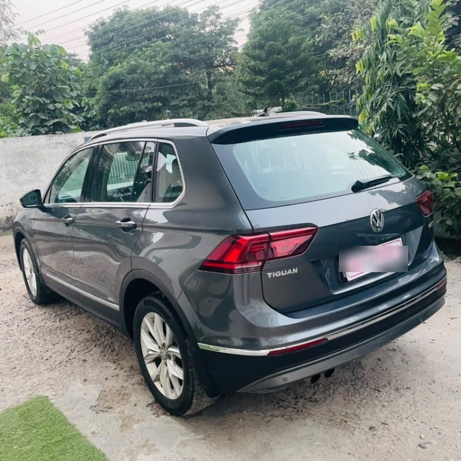 EXTERIOR image for Tiguan | Hooter