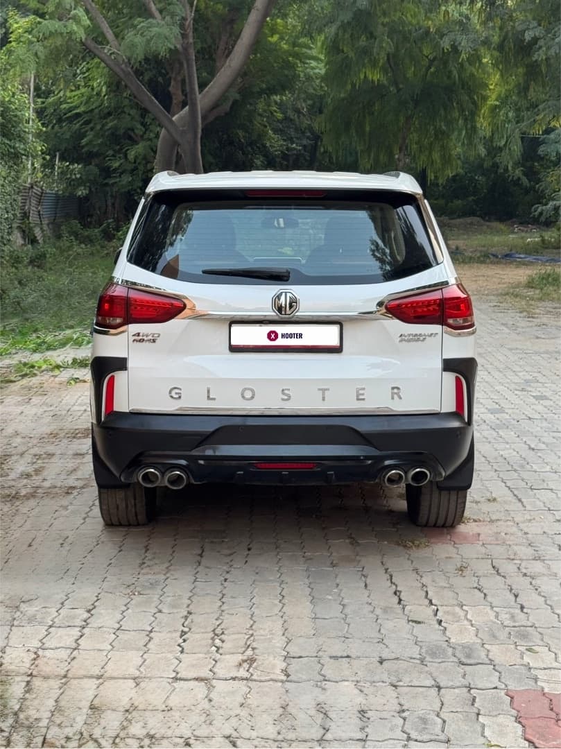 EXTERIOR image for GLOSTER DE 4X4 6 SEAT SAVVY | Hooter