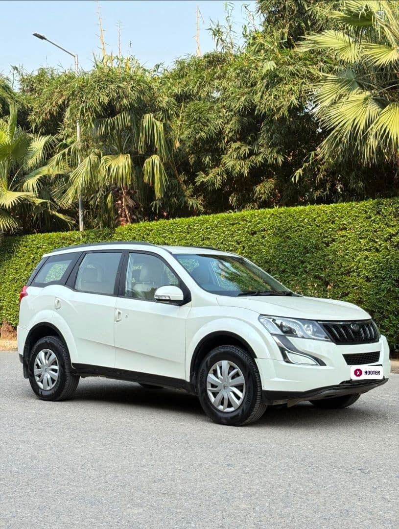 EXTERIOR image for XUV 500 R 1.99 FWD W6 | Hooter