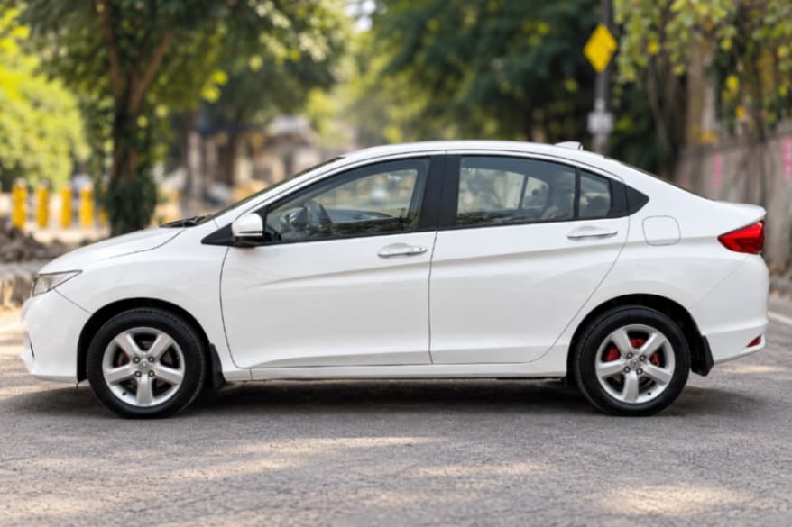 EXTERIOR image for CITY 1.5 V MT I-VTEC | Hooter