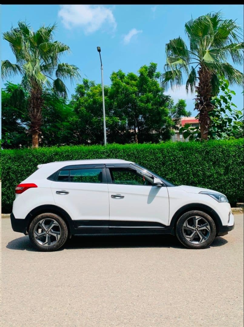 EXTERIOR image for CRETA 1.6 VTVT AUTO SX | Hooter