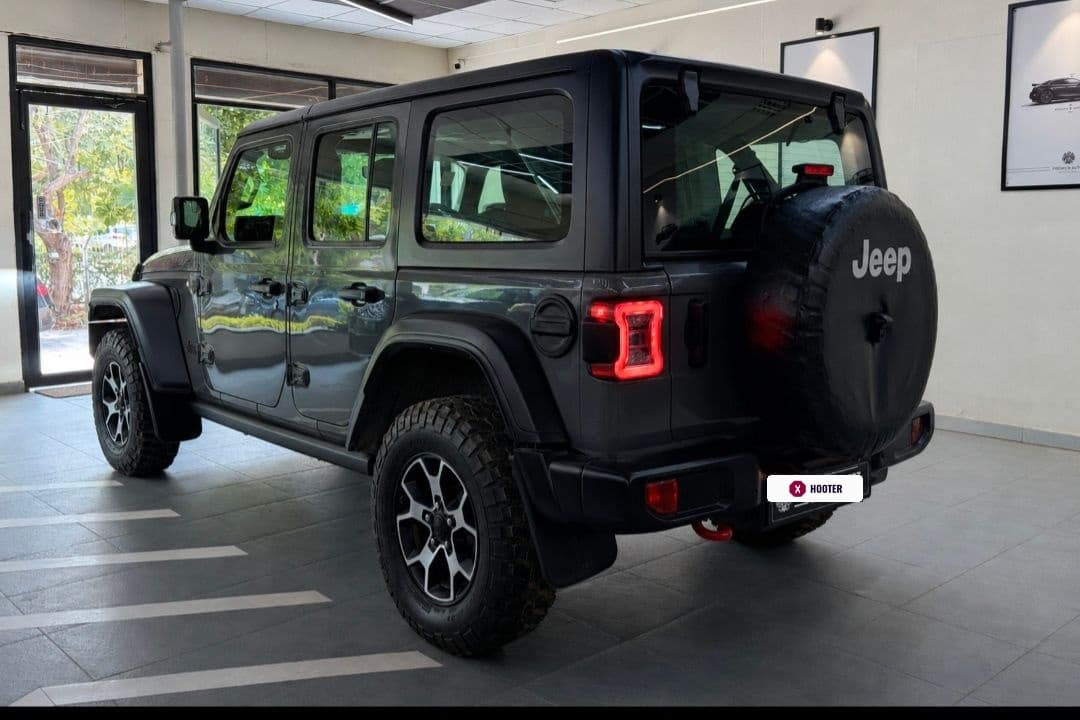 EXTERIOR image for Wrangler | Hooter