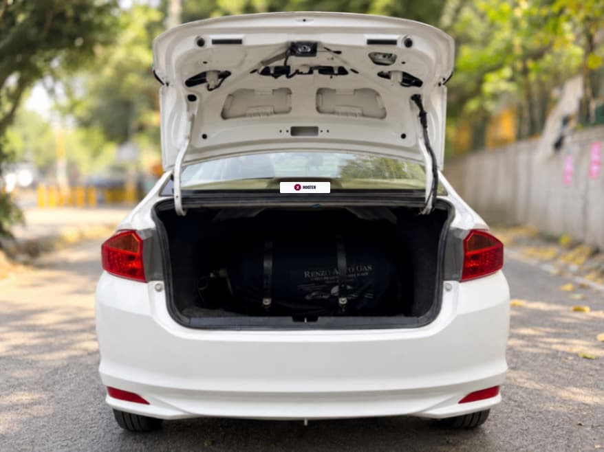 EXTERIOR image for CITY 1.5 V MT I-VTEC | Hooter