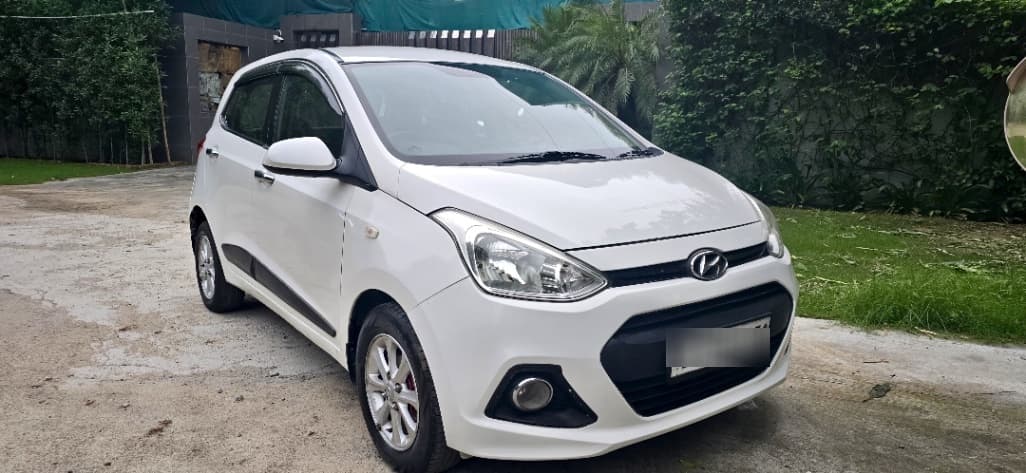 EXTERIOR image for Grand i10 Magna 1.2 Solid | Hooter