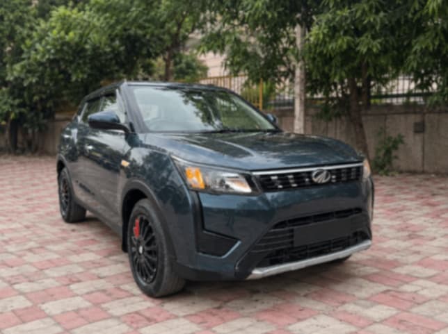 EXTERIOR image for XUV300 [2019-2024] | Hooter