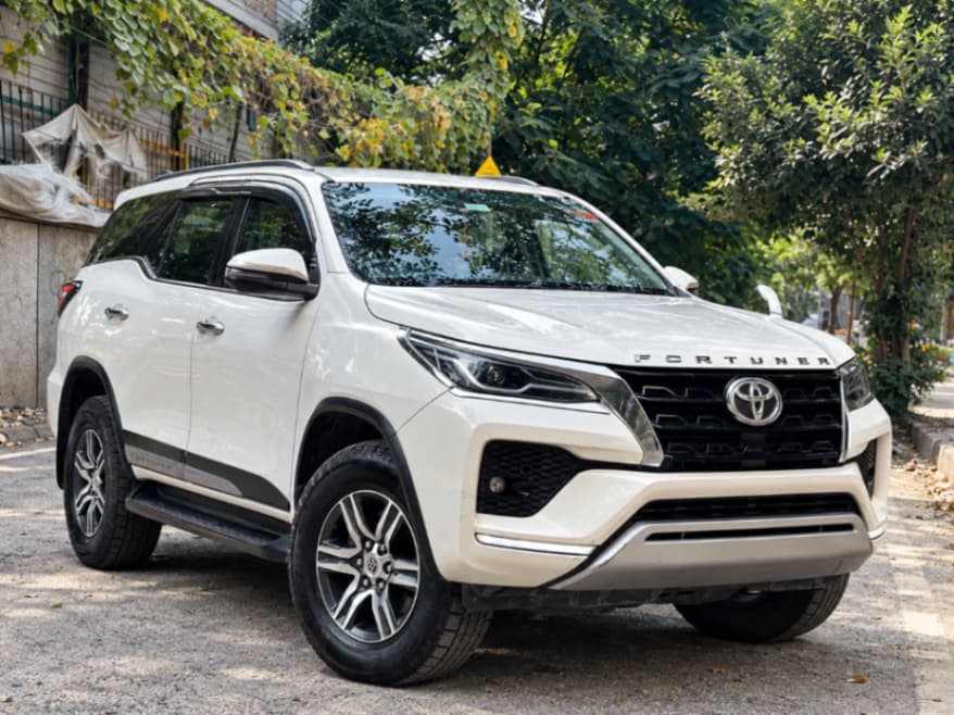 EXTERIOR image for Fortuner | Hooter