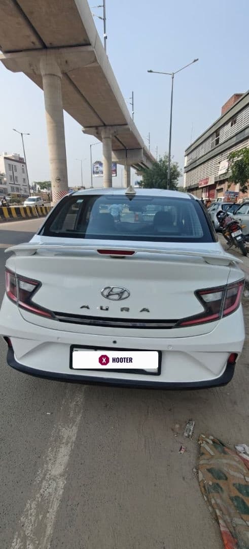 EXTERIOR image for AURA 1.2MT CNG S | Hooter