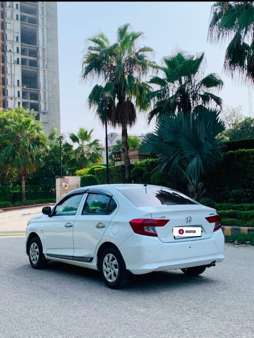EXTERIOR image for AMAZE 1.2 E MT (I-VTEC) | Hooter