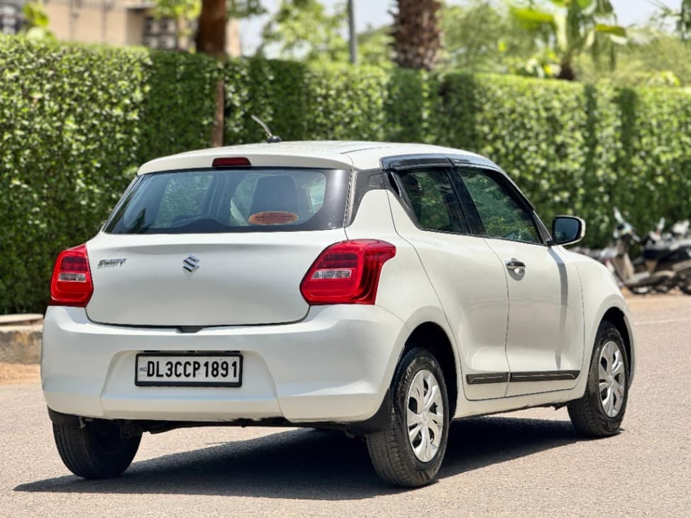 EXTERIOR image for MARUTI SWIFT VXI | Hooter