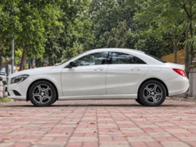 EXTERIOR image for CLA | Hooter