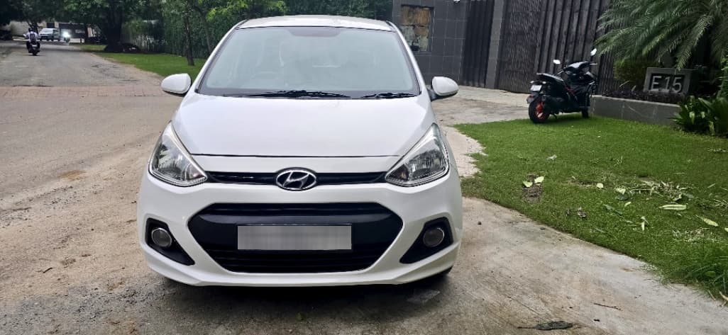 EXTERIOR image for Grand i10 Magna 1.2 Solid | Hooter