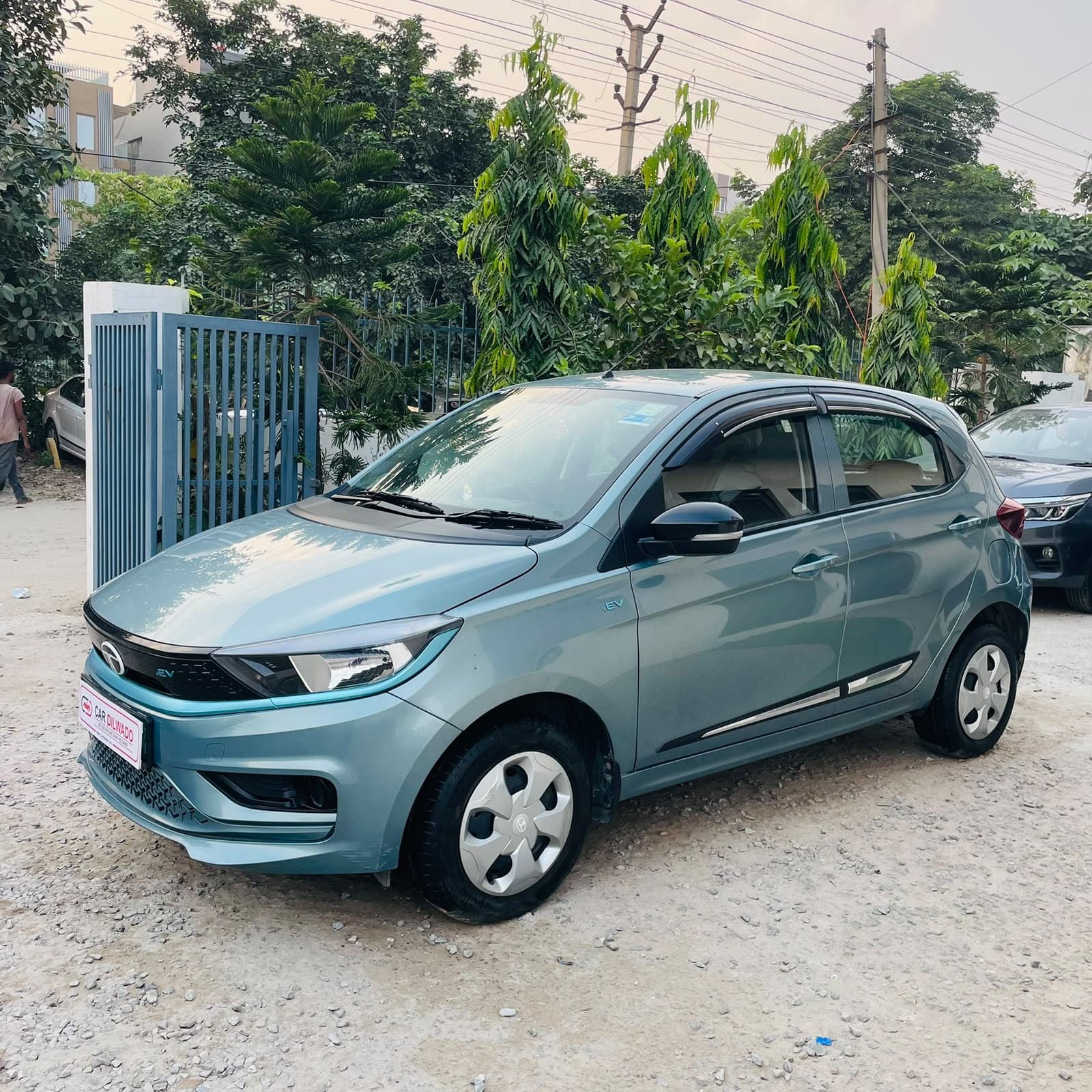 EXTERIOR image for TATA TIAGO EV XT MR | Hooter