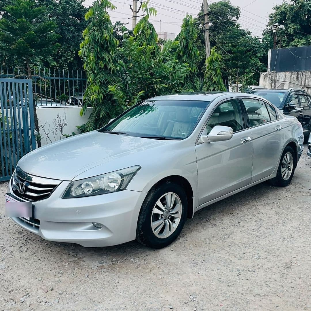 EXTERIOR image for HONDA ACCORD AT BS-4 | Hooter