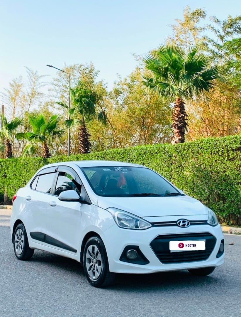 EXTERIOR image for Xcent VTVT S Solid | Hooter